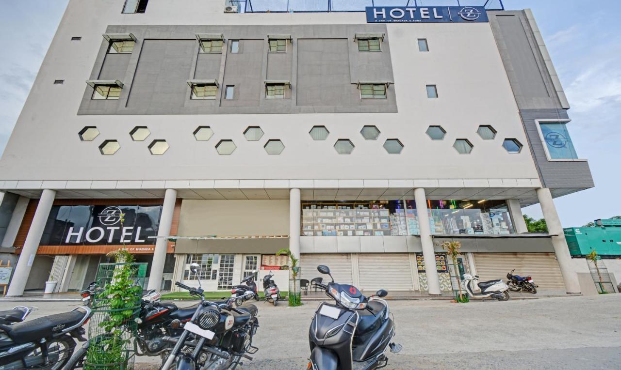 Treebo Z Hotel Bhilwara Bagian luar foto